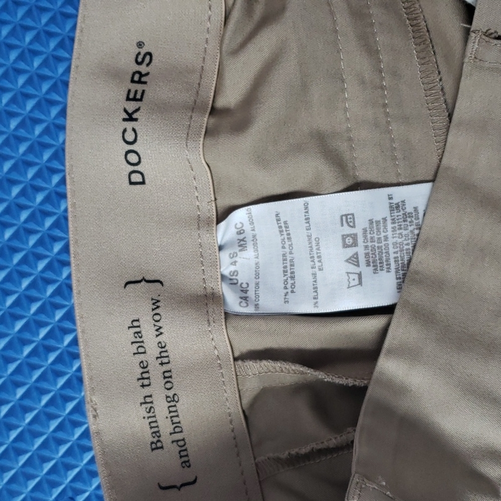 Dockers Khaki Tan Pants - Picture 5 of 8